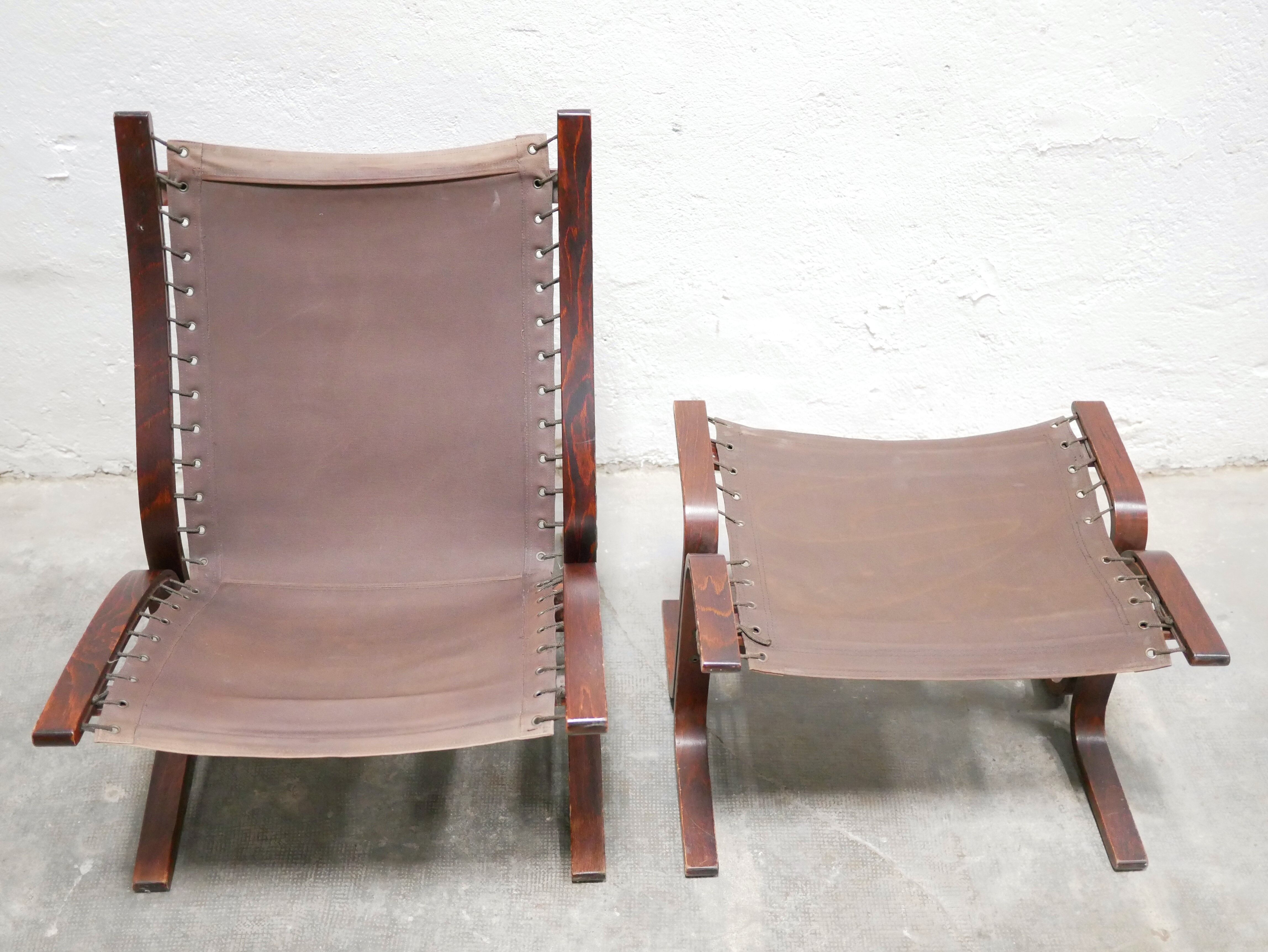 Scandinavian armchair and ottoman Siesta in brown leather by Ingmar Relling for Westnofa editions