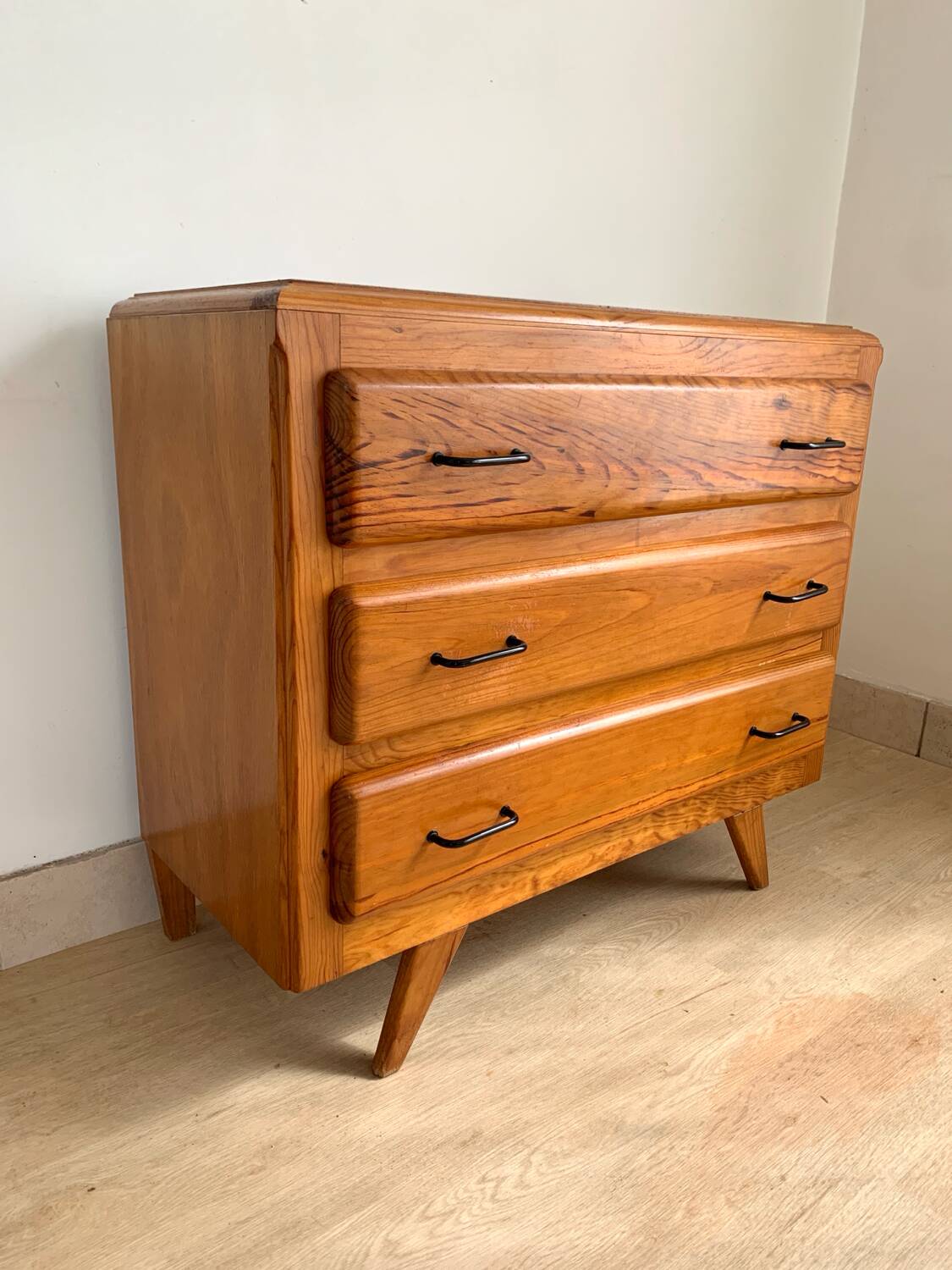 Vintage chest of drawers with compass feet