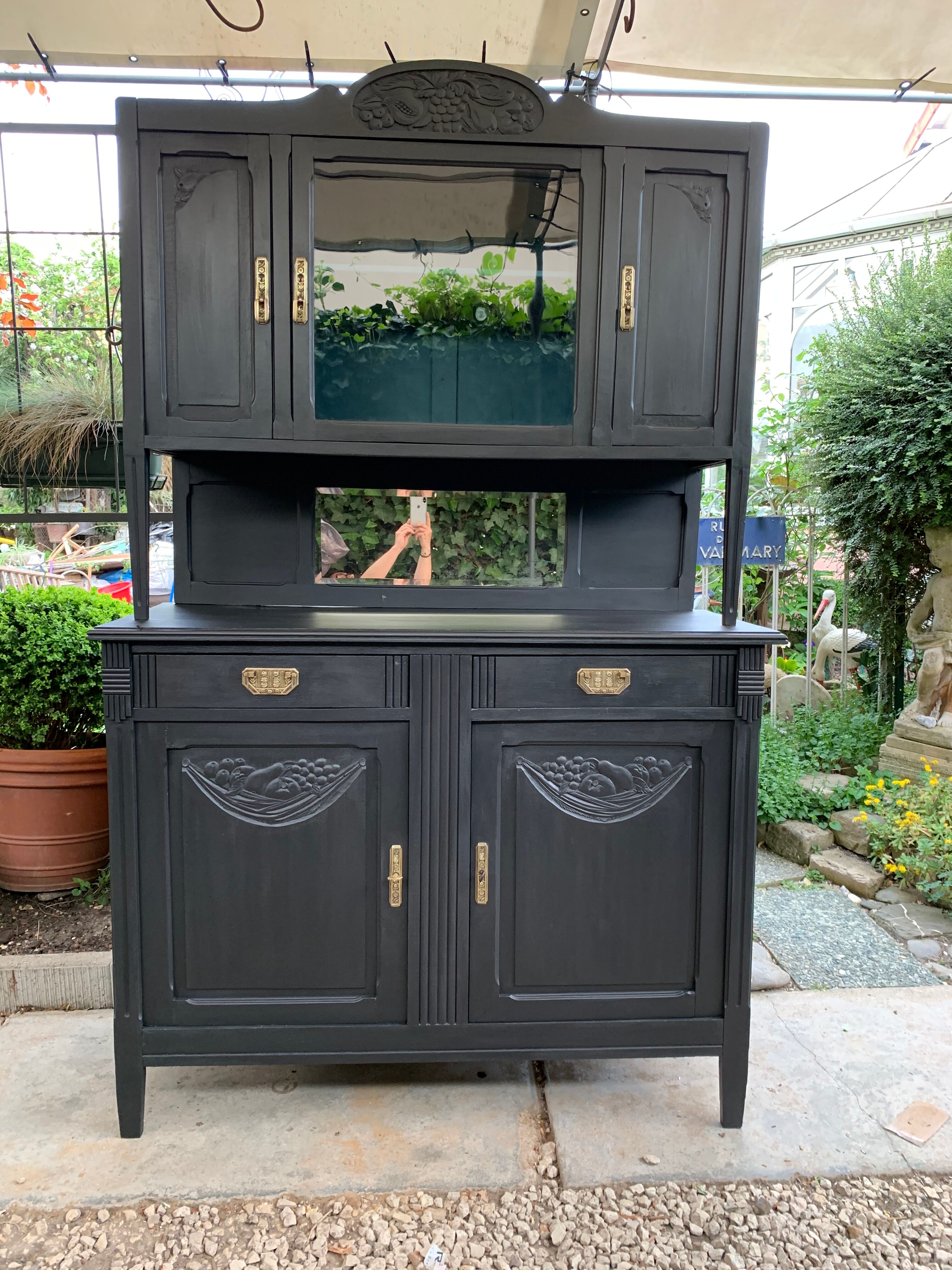 Art Deco Parisian buffet