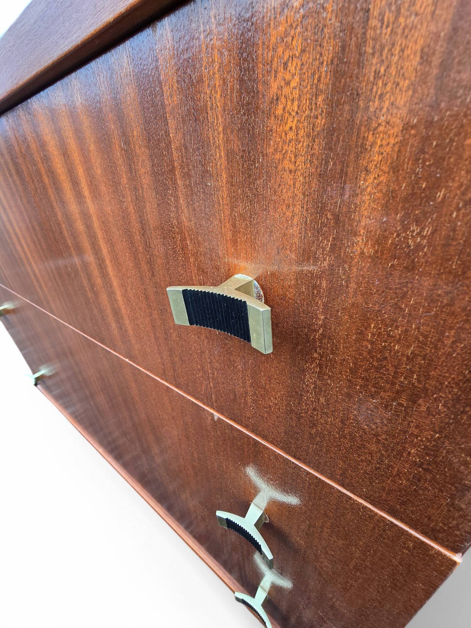 Vintage pencil leg chest of drawers