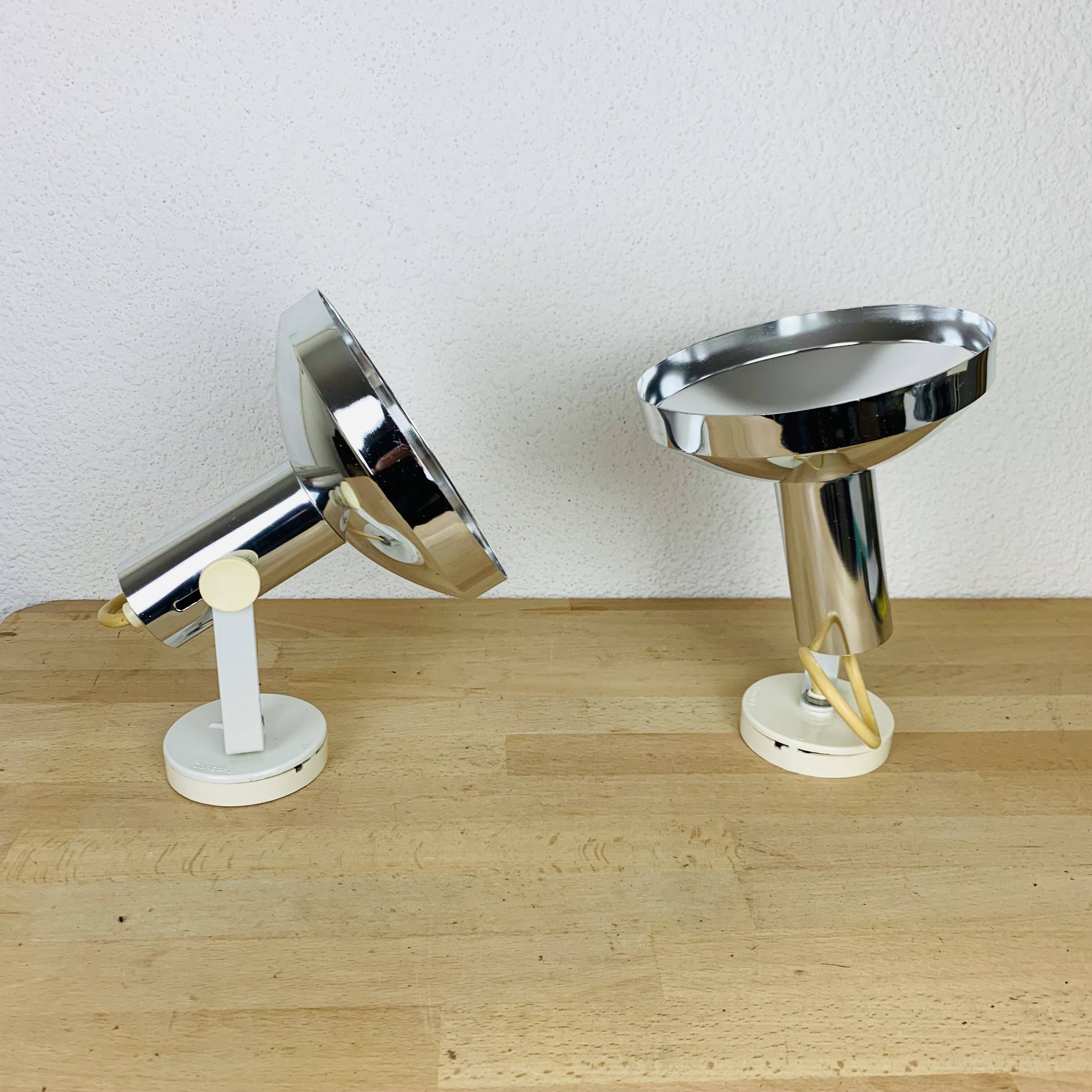 Pair of Concord chrome metal adjustable spotlights from the 70s
