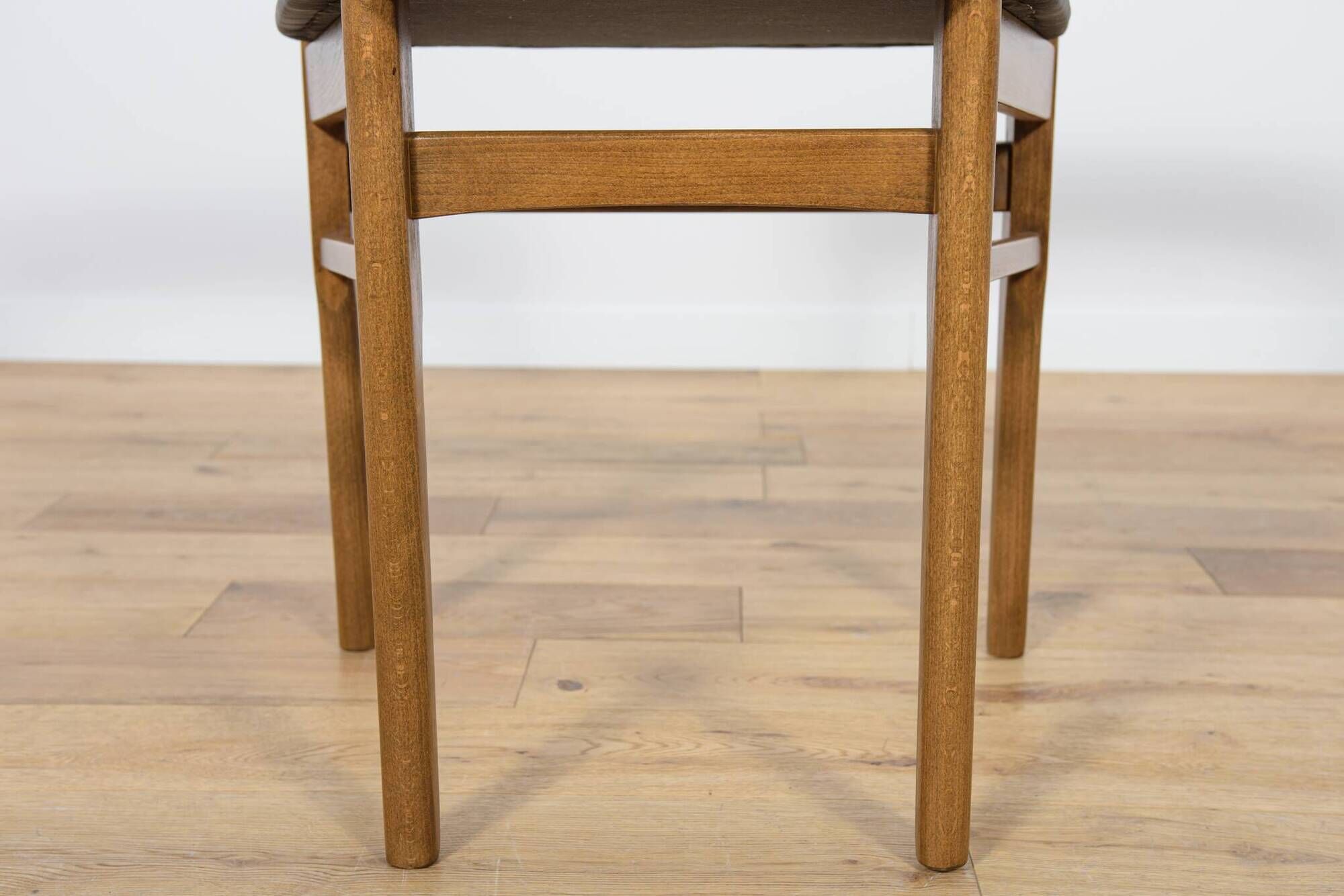 Mid-Century Round Extendable Dining Table and Chairs from McIntosh, 1960s, Set of 5