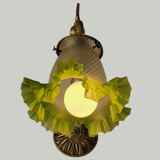 Louis XVI style wall sconce - Chiseled bronze and opaline glass