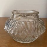 Deux anciens sucriers en verre travaillé transformés en mini vases