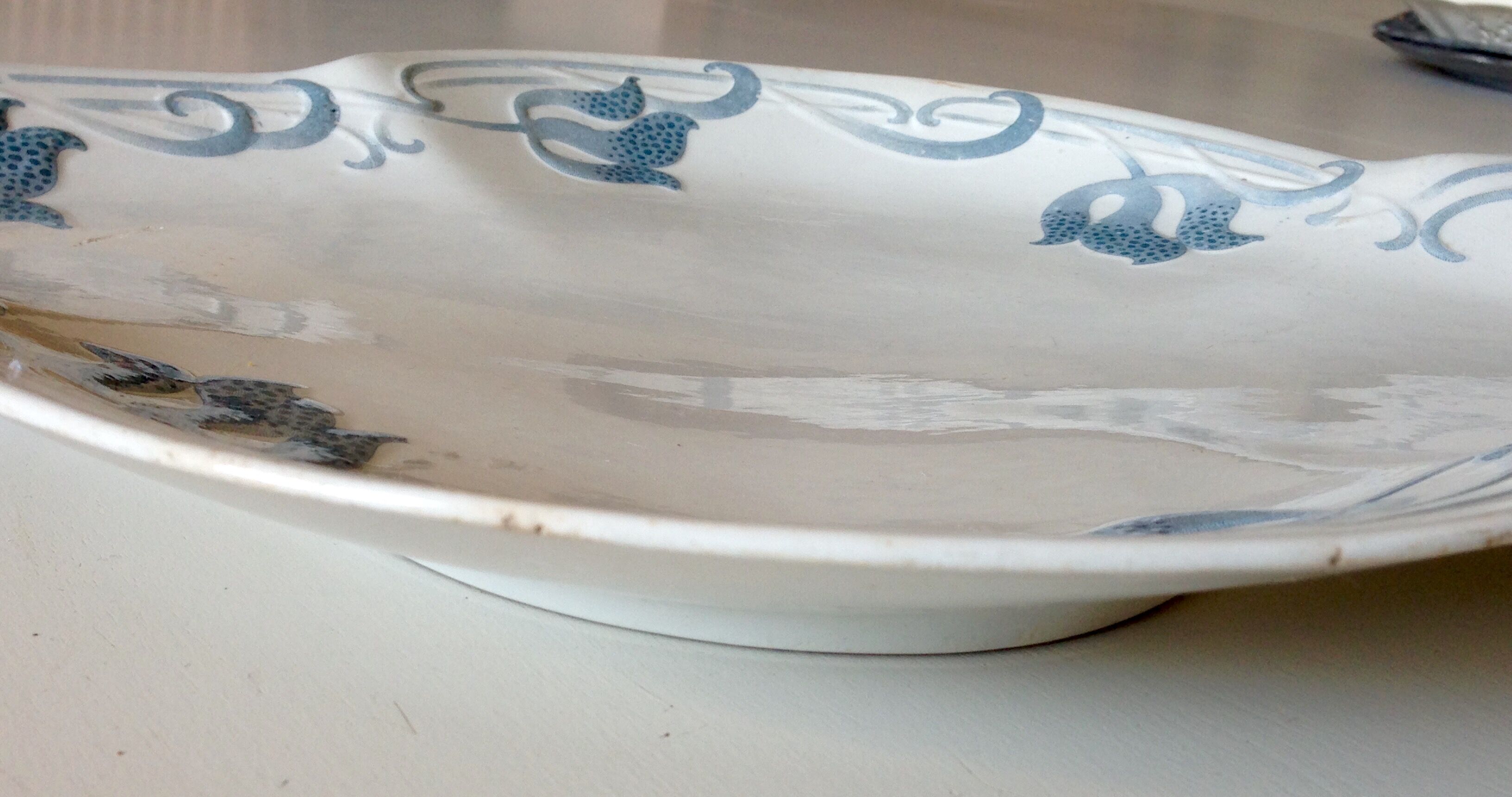 Tircis  Sarreguemines dish circa 1900