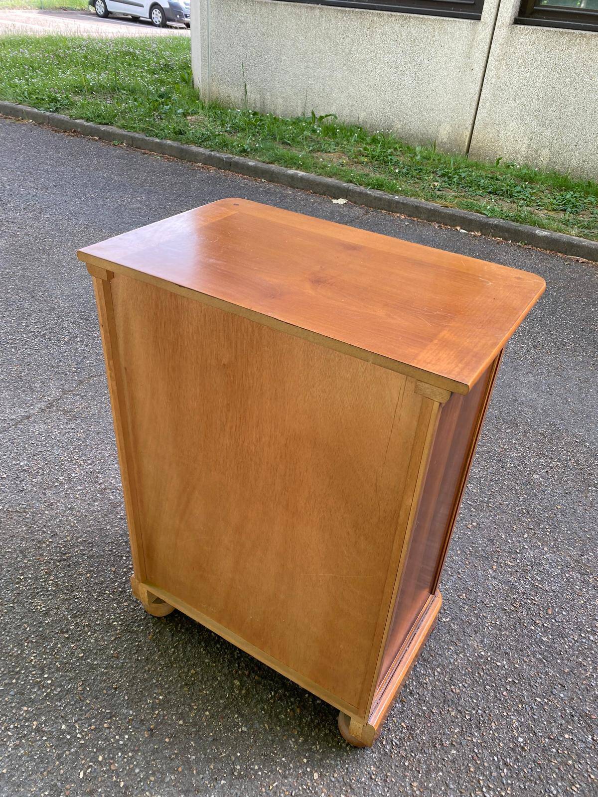 Commode louis philippe en bois massif avec 4 tiroirs