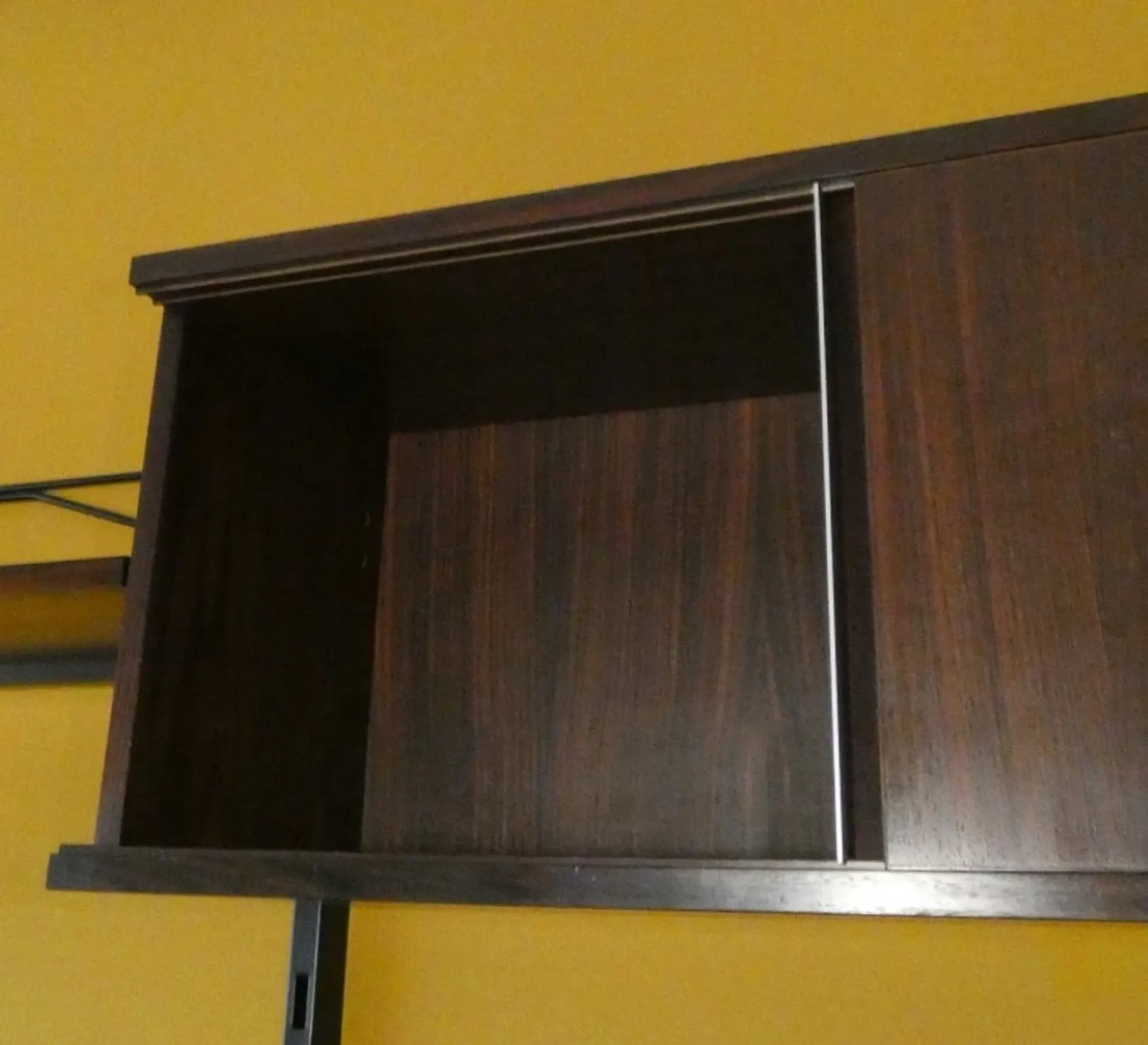 Modular library Urio in teak by Ico & Luisa Parisi for MIM, Rome, 1960s.
