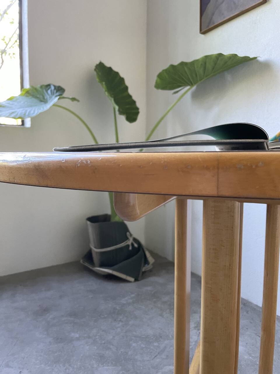 80s round beech table