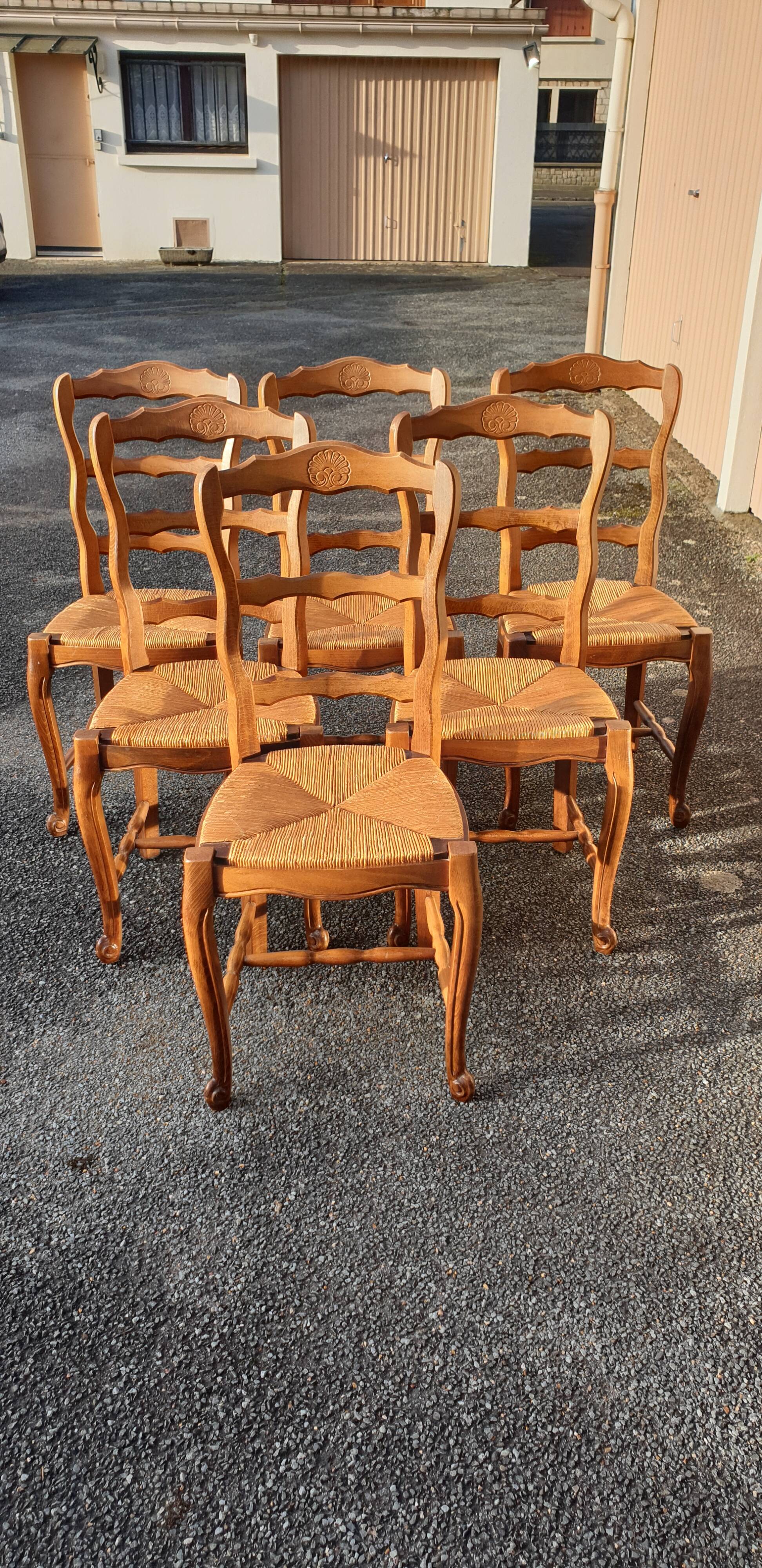6 rustic Paillé chairs in Louis XV style