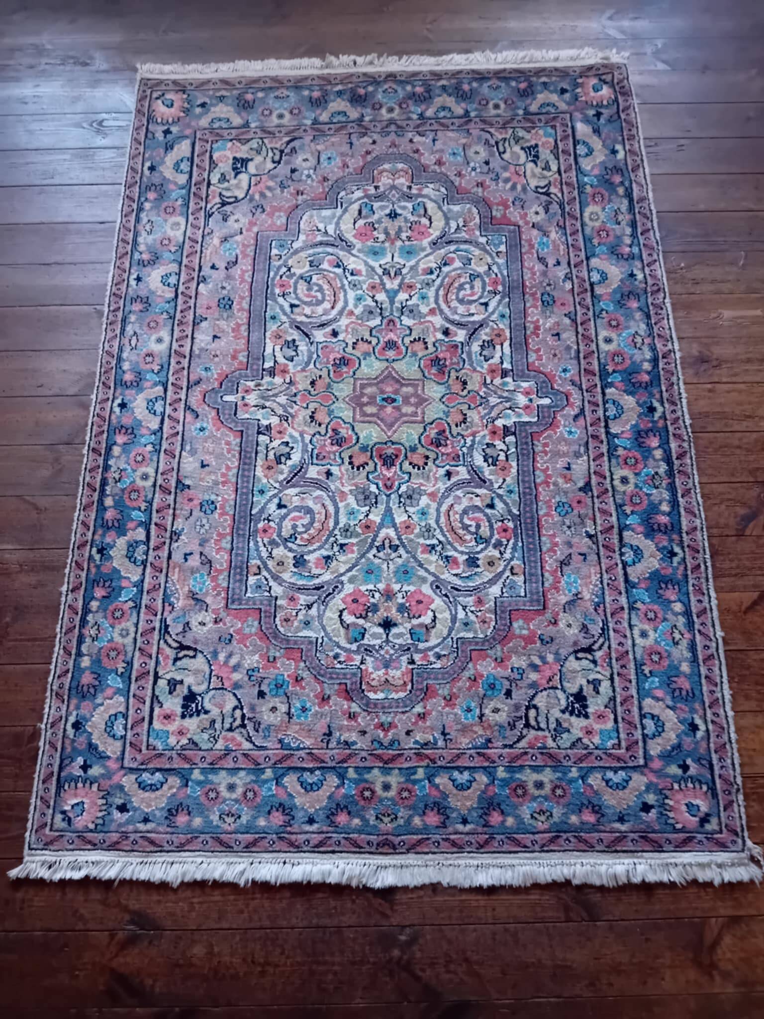 Handmade Pakistani Punjabi Rug 187x129cm