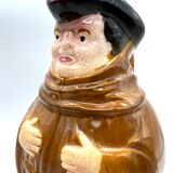 Monk-shaped slurry pitcher