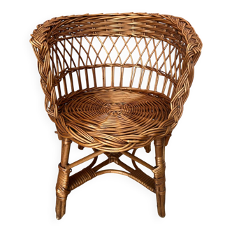 Small wicker armchair for children