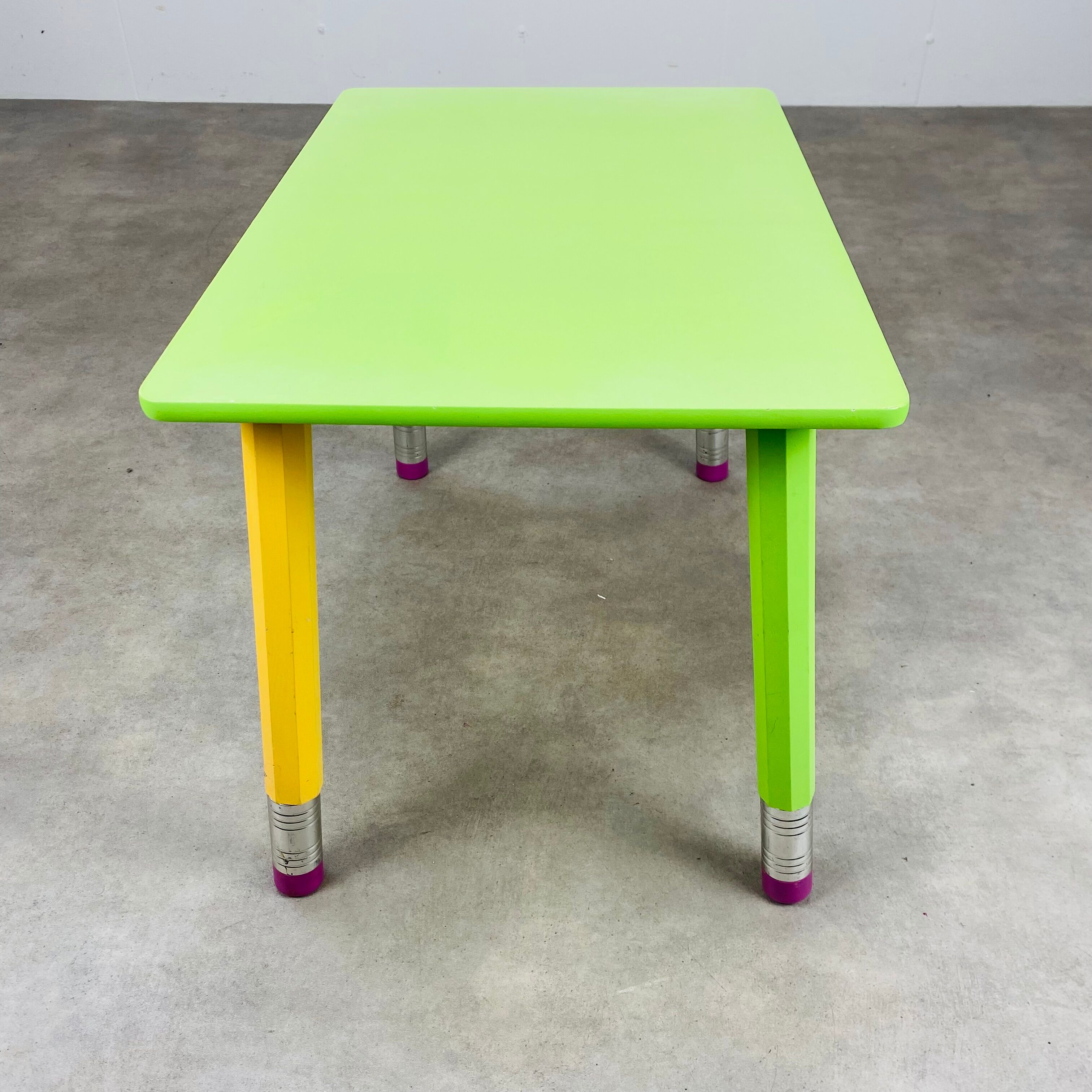 Pierre Sala desk and pencil chair for children