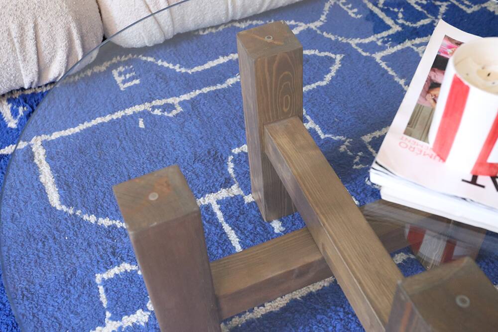 Table basse en bois et plateau verre de 80cm