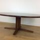 Table à manger à rallonge en bois de rose du milieu du siècle par John Mortensen