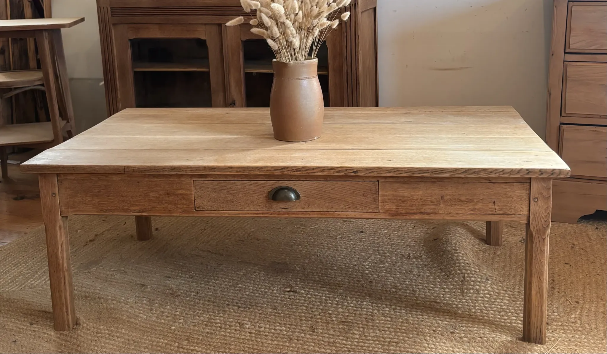 Large antique farmhouse coffee table in raw solid oak with 1 drawer.