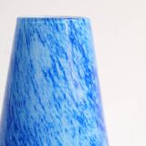 Vase vintage en verre coloré bleu moucheté, opaline
