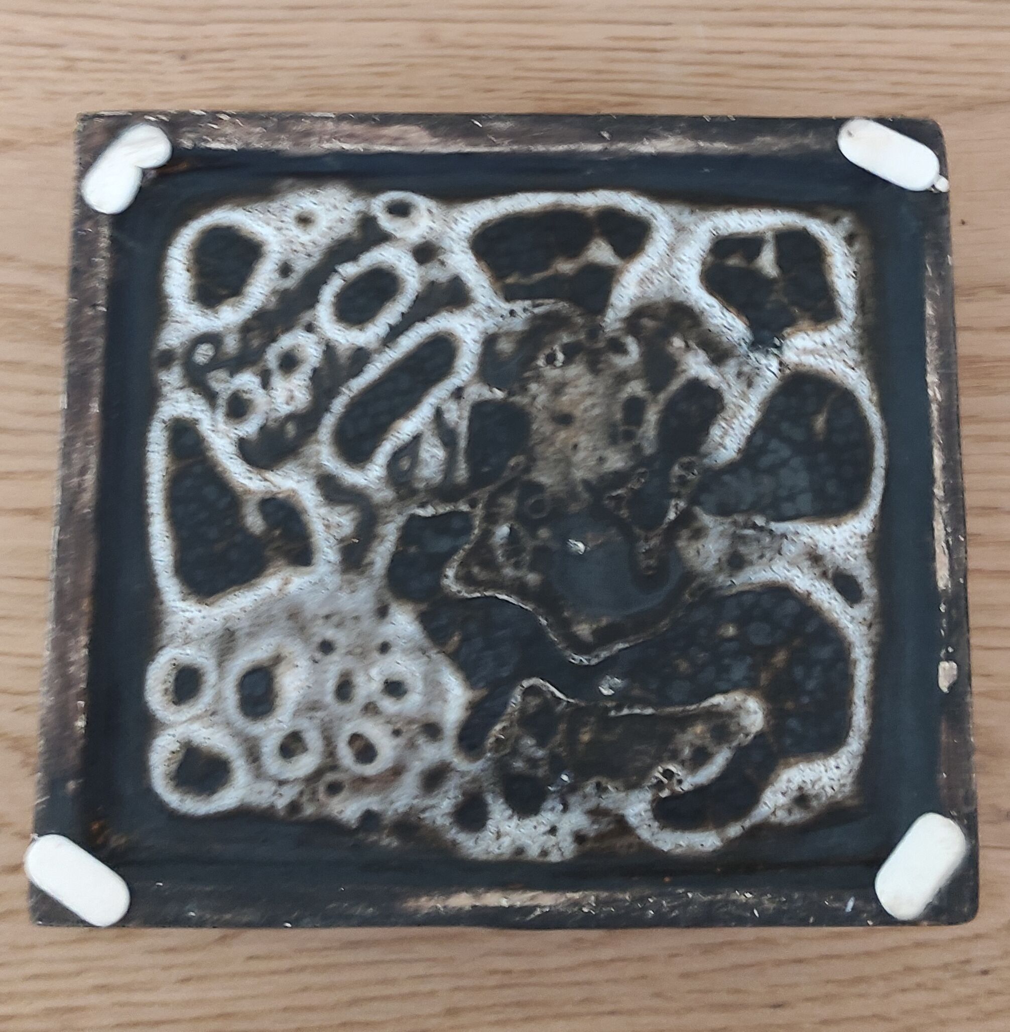 Empty pocket with lid signed Bessone (Vallauris)