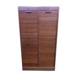 Cabinet to curtain, double, of the 1950s