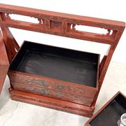Coffre de mariage chinois, bois laqué, décor peint à la main