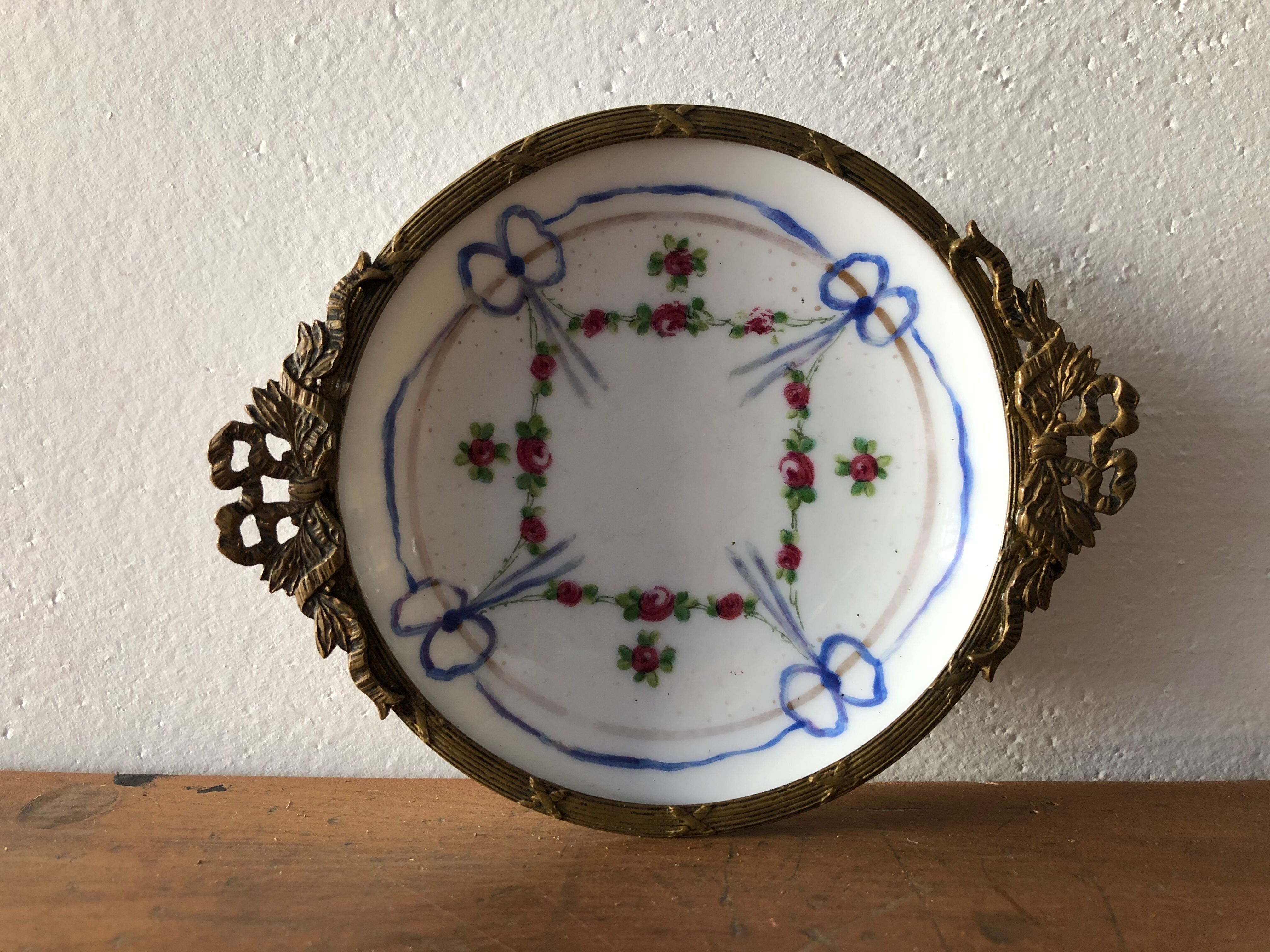 Trinket bowl in brass and porcelain from Paris