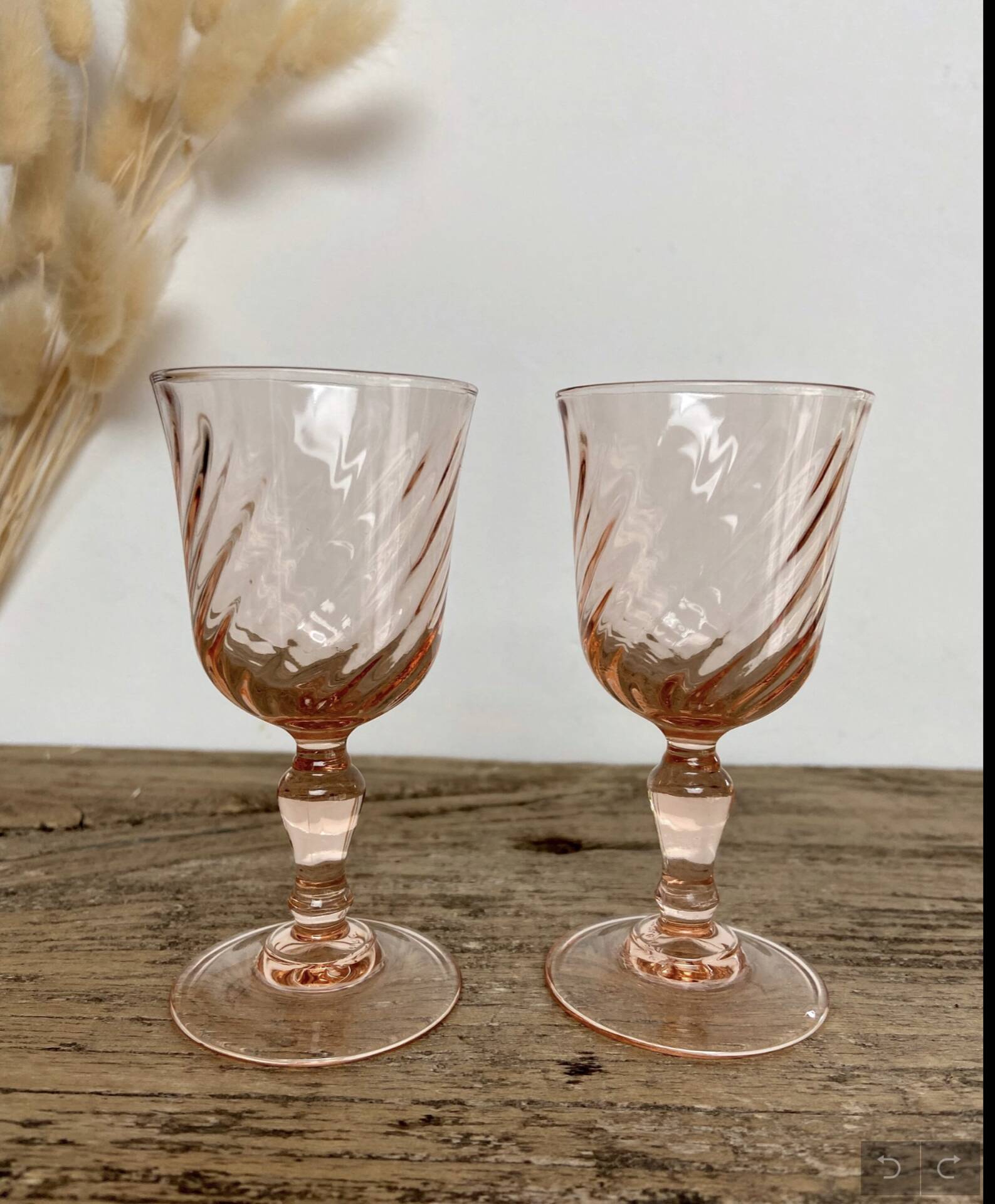 6 "Rosaline" vintage liqueur glasses by Luminarc