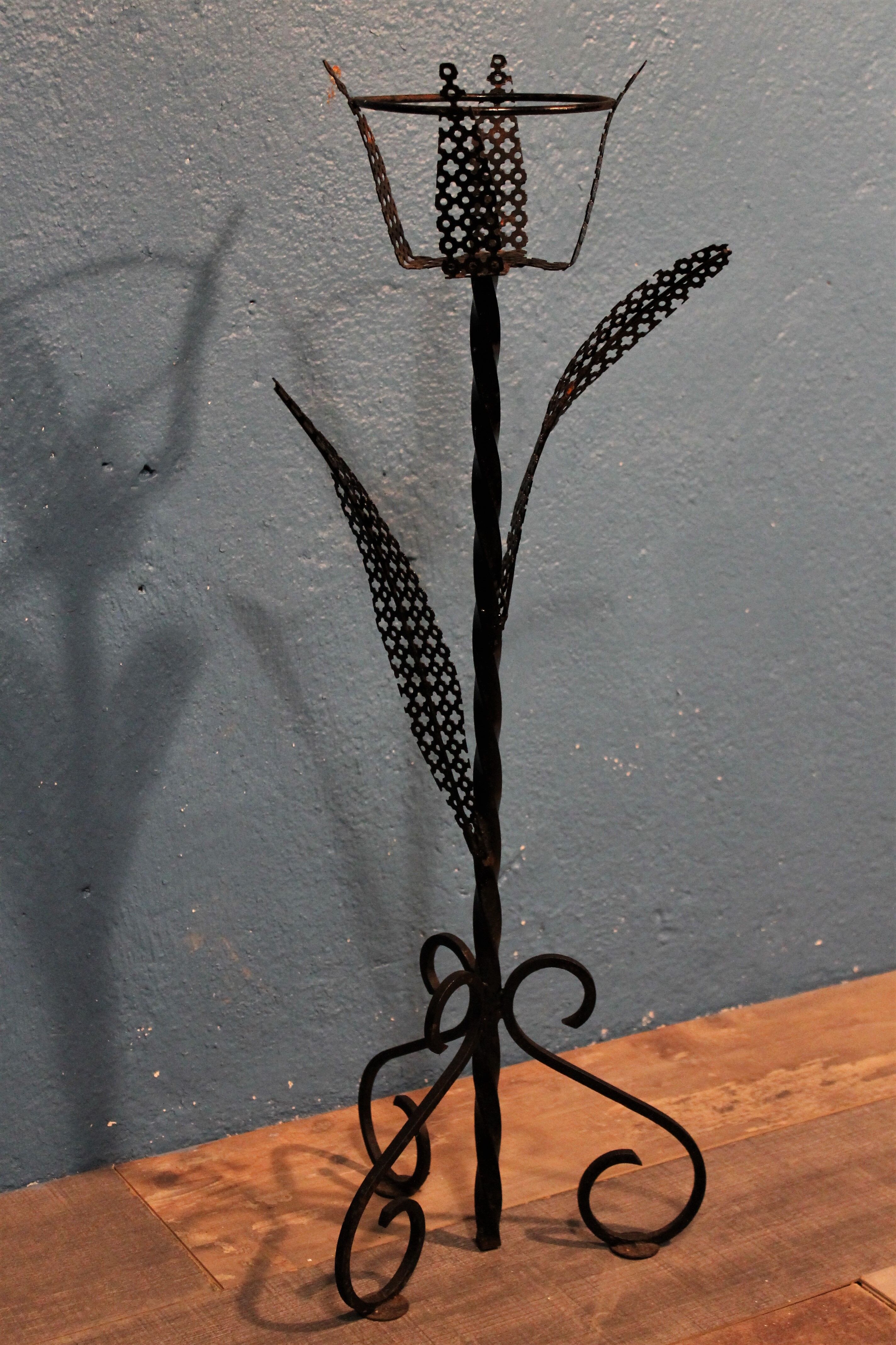 Plant holder "flower" perforated metal 1950