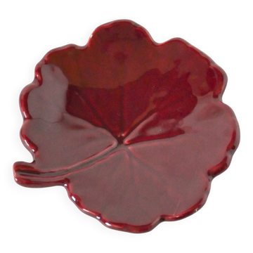 Vide-poche feuille en barbotine, Bordeaux, 1970 - 14 X 14 cm