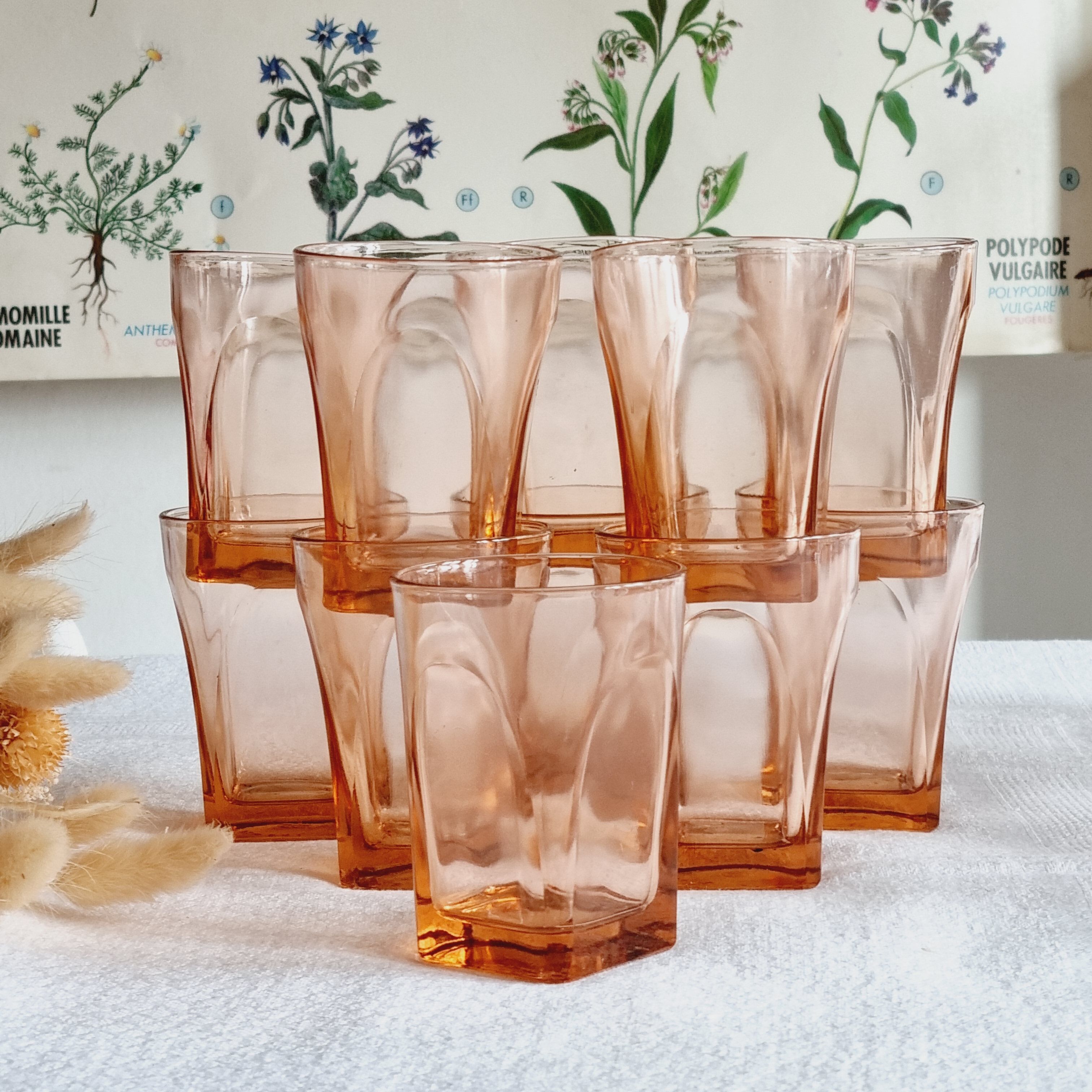 Lot de 11 verres à eau en verre rose