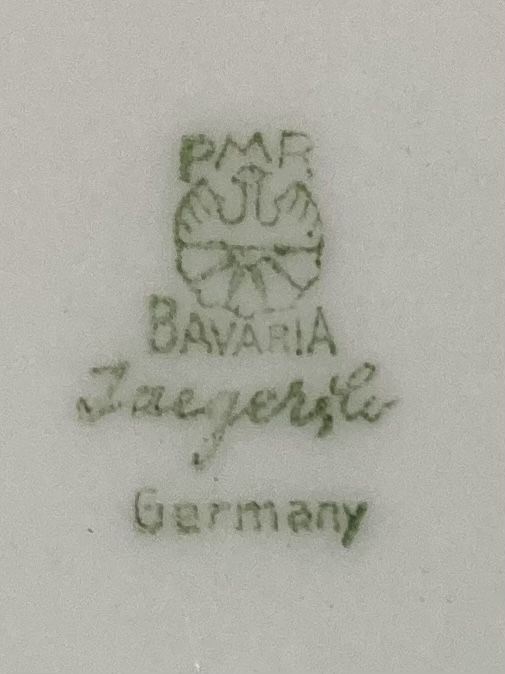 Pie dish for serving floral motifs Bavarian porcelain
