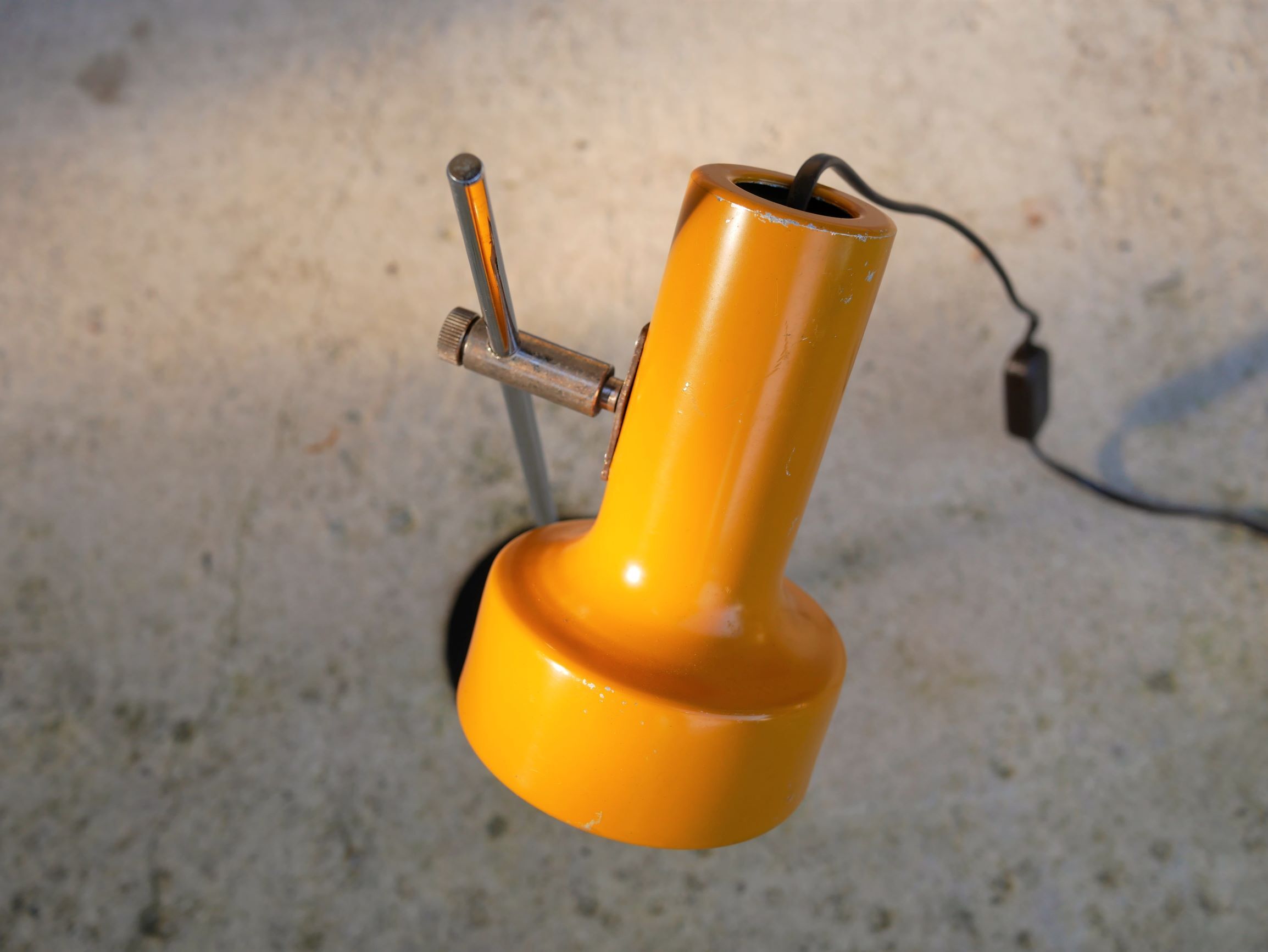 Vintage Starlux metal desk lamp