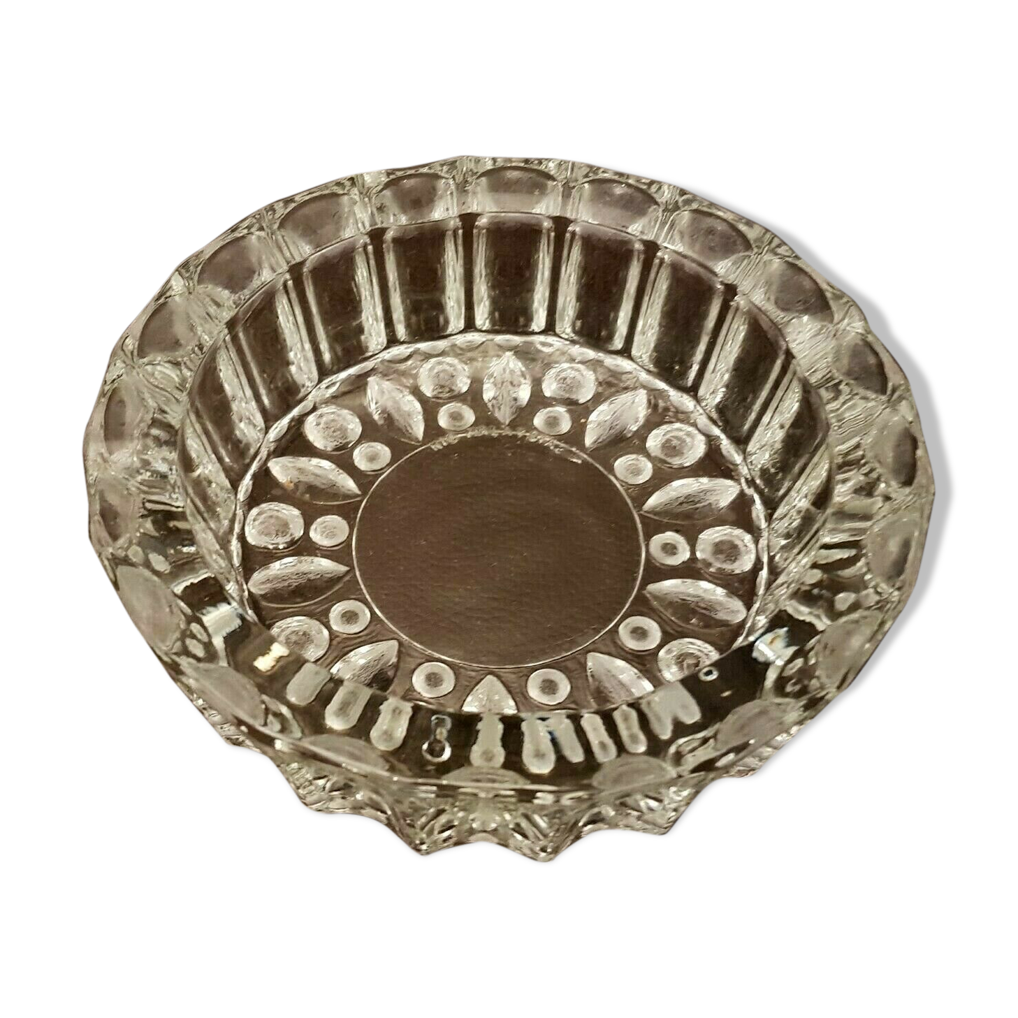 Crystal ashtray or vintage glass Kig Malaysia 0.7 kg