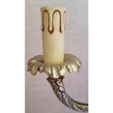 Golden bronze lamppost