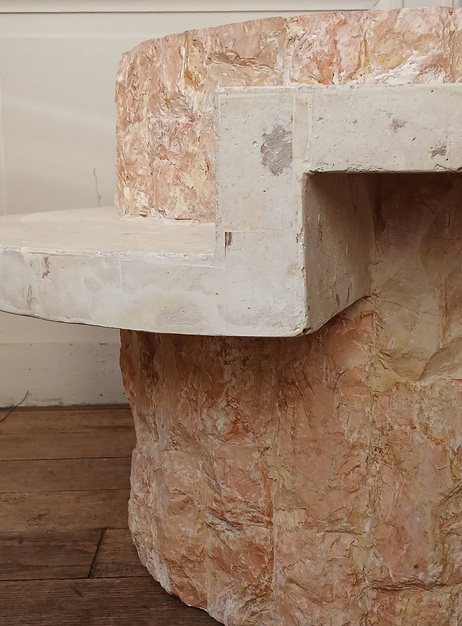 Magnussen Ponte, 1980 brutalist fossil stone coffee table