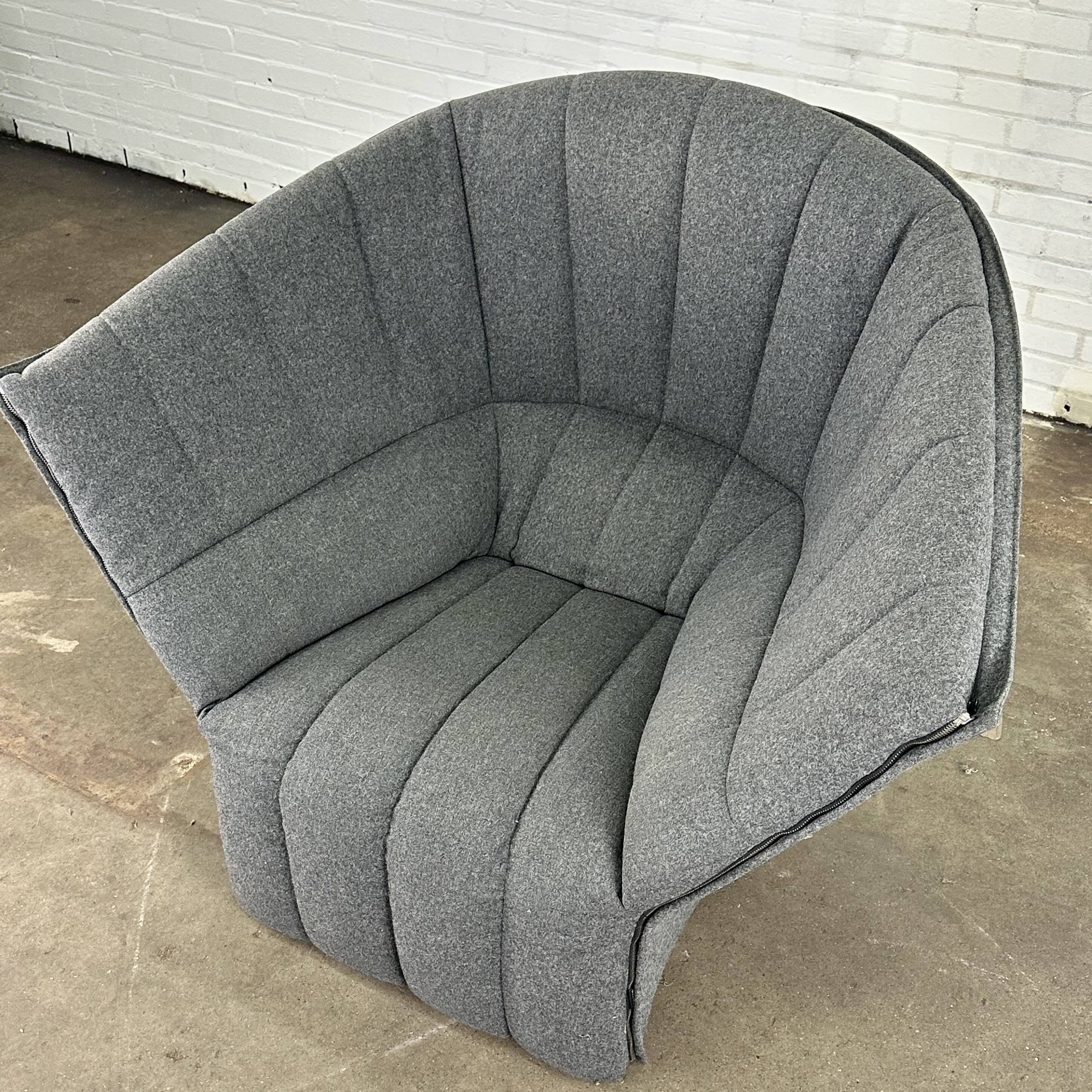 Fauteuil Moel de Ligne Roset par Inga Sempe
