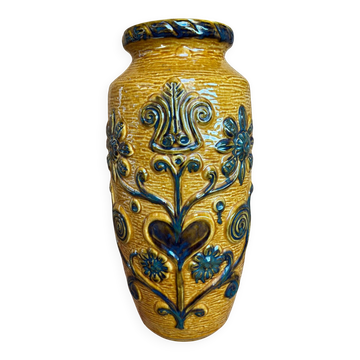 Vase West Germany en céramique - décor floral en relief