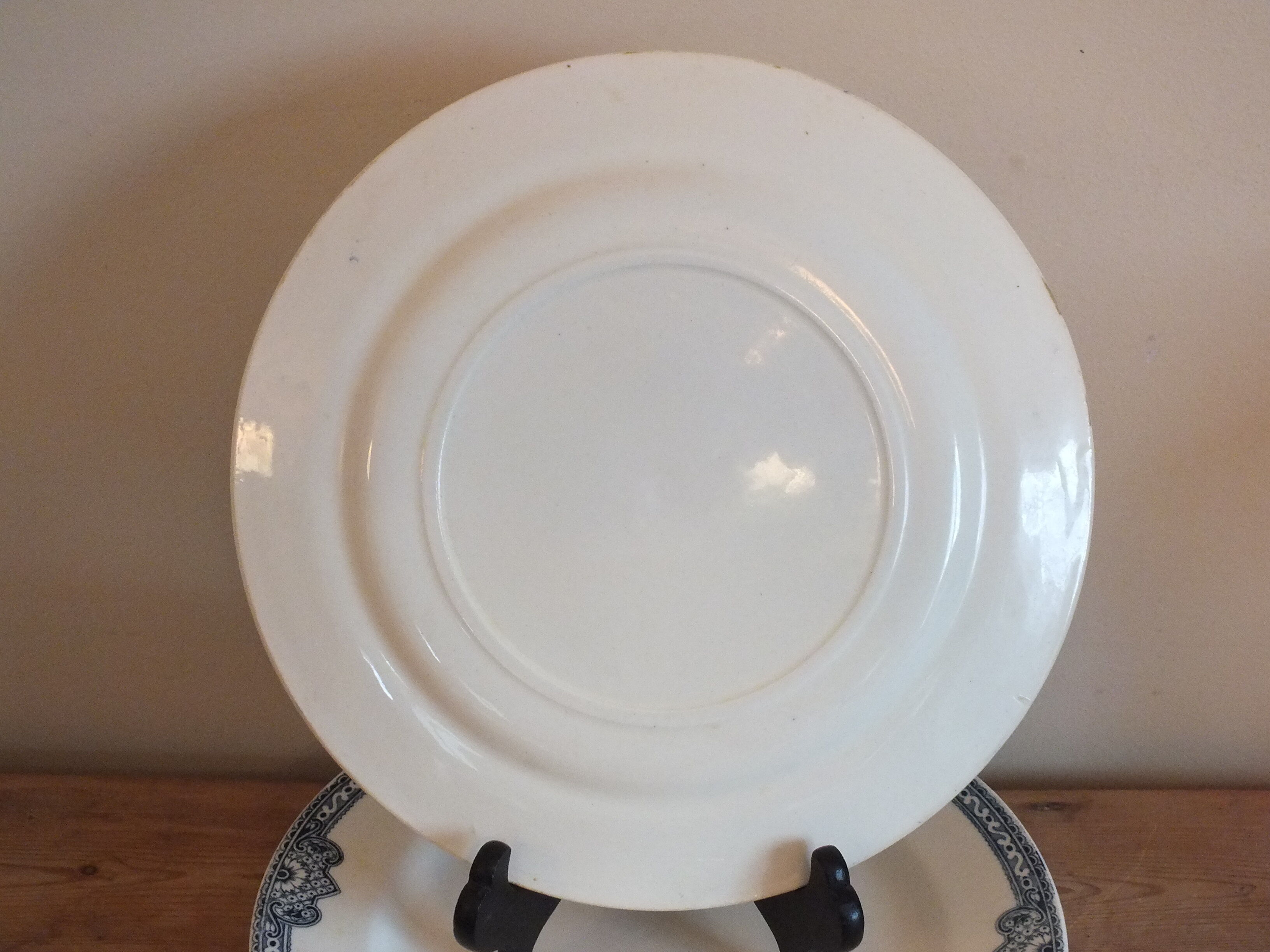 6 flat plates Salins Jumièges in iron earth