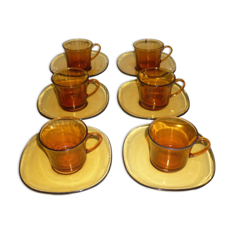 Set of 6 cups and amber subcups of DURALEX