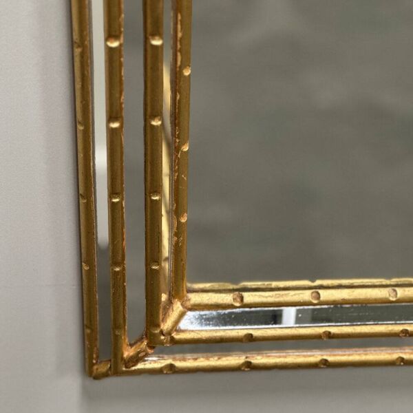 Miroir mural en faux bambou doré, Italie, années 1970.