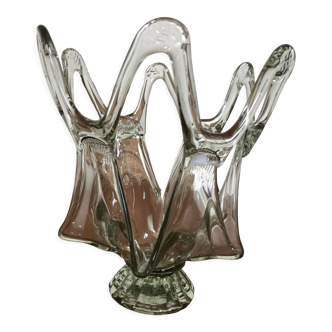 Openwork glass fruit bowl