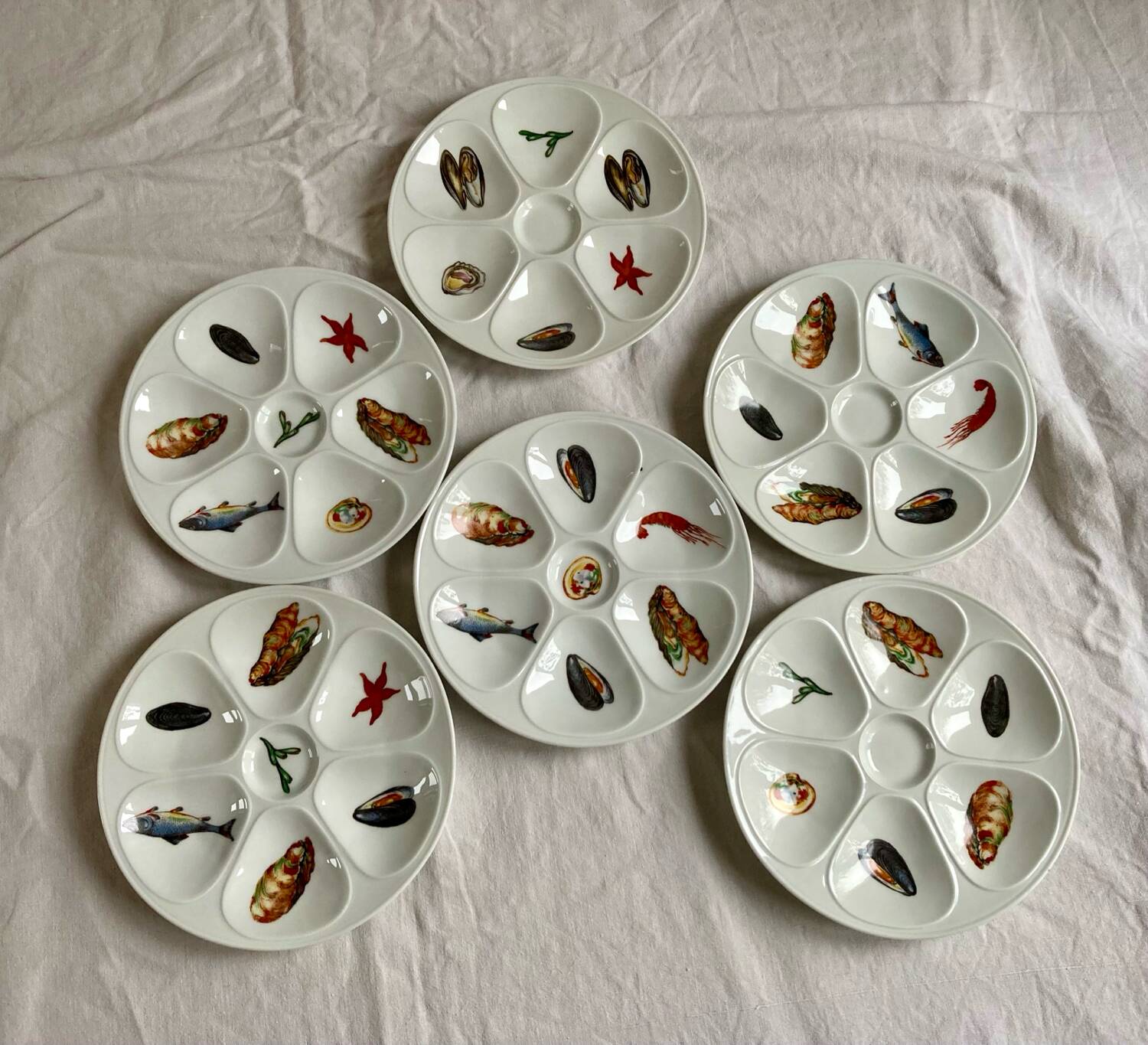 Porcelain oyster plates
