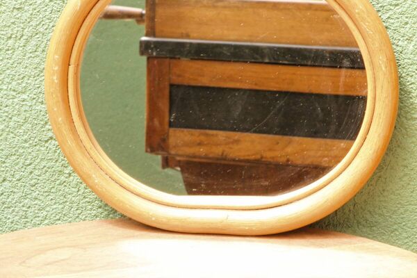 Paire de miroirs pomme en rotin