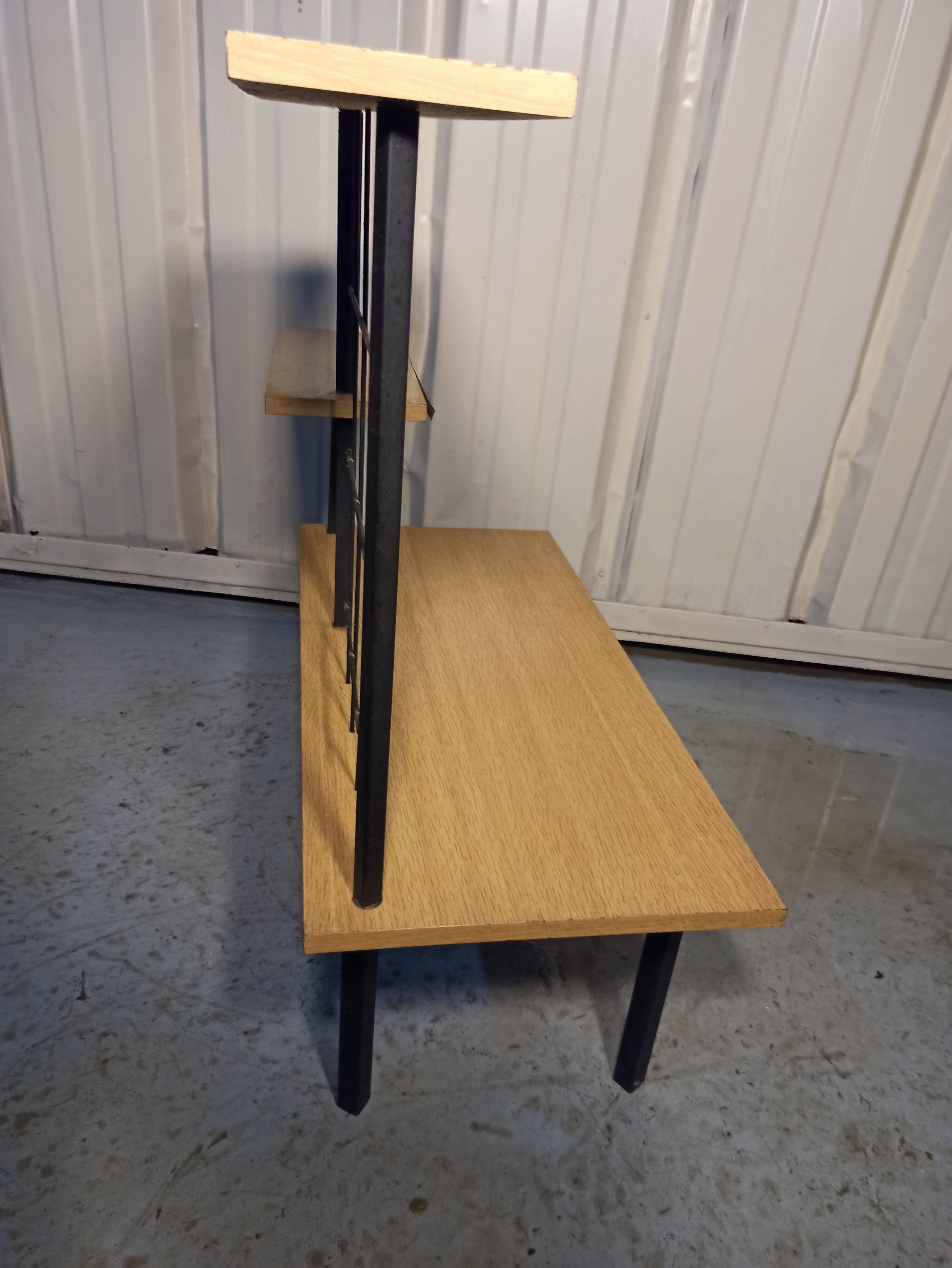 Shelf of the 50s-60s on 3 levels