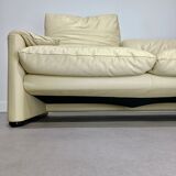 Canapé modèle Maralunga de Vico Magistretti édition Cassina