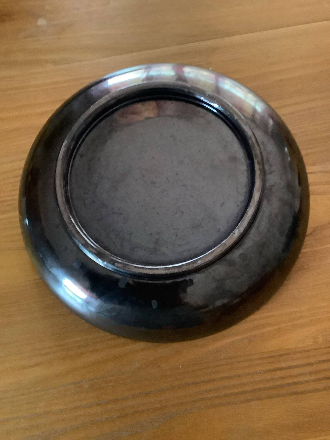 Plat rond noir Ceramart