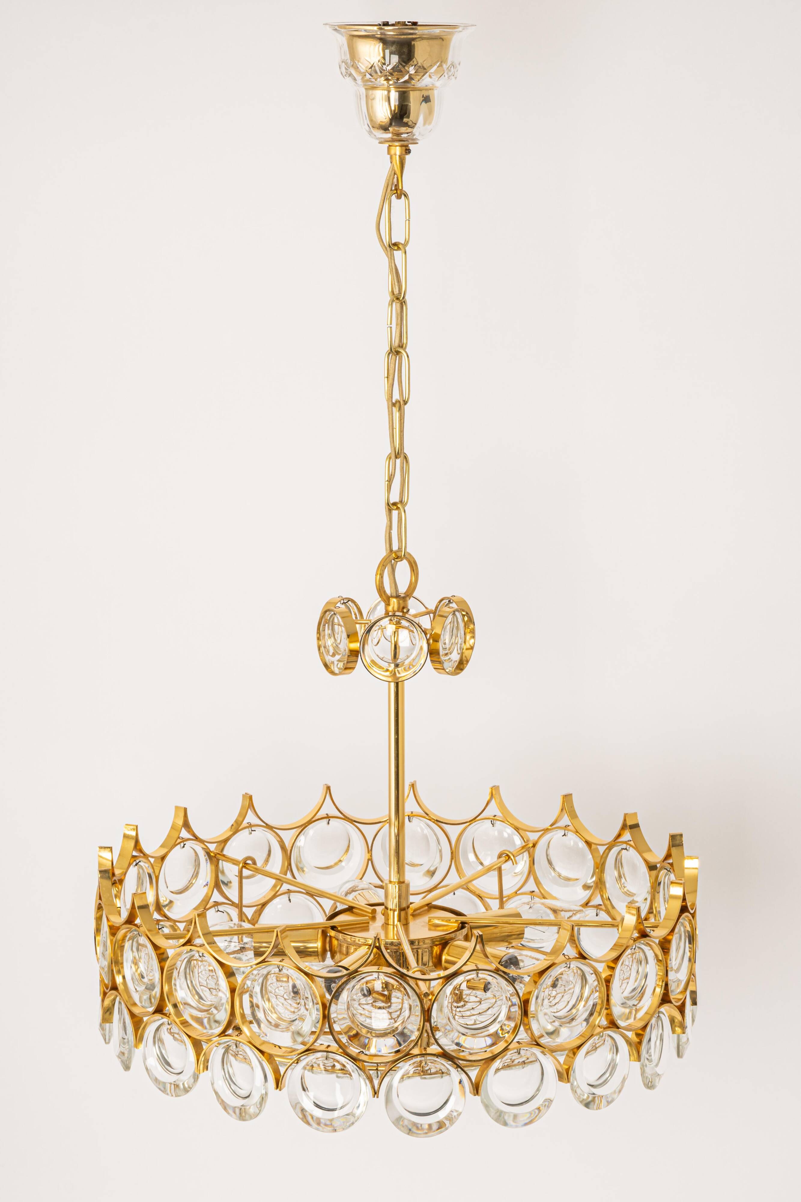 Brass and crystal chandelier designed by Sciolari for Palwa, Germany, 1970s.