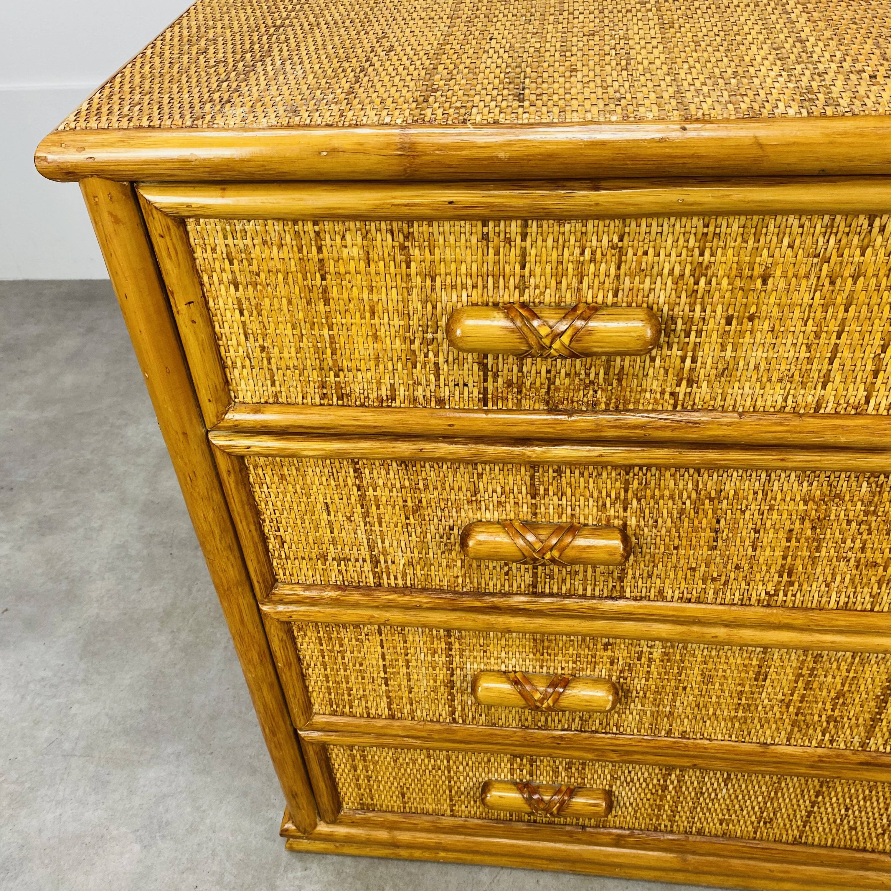 Commode rotin vintage