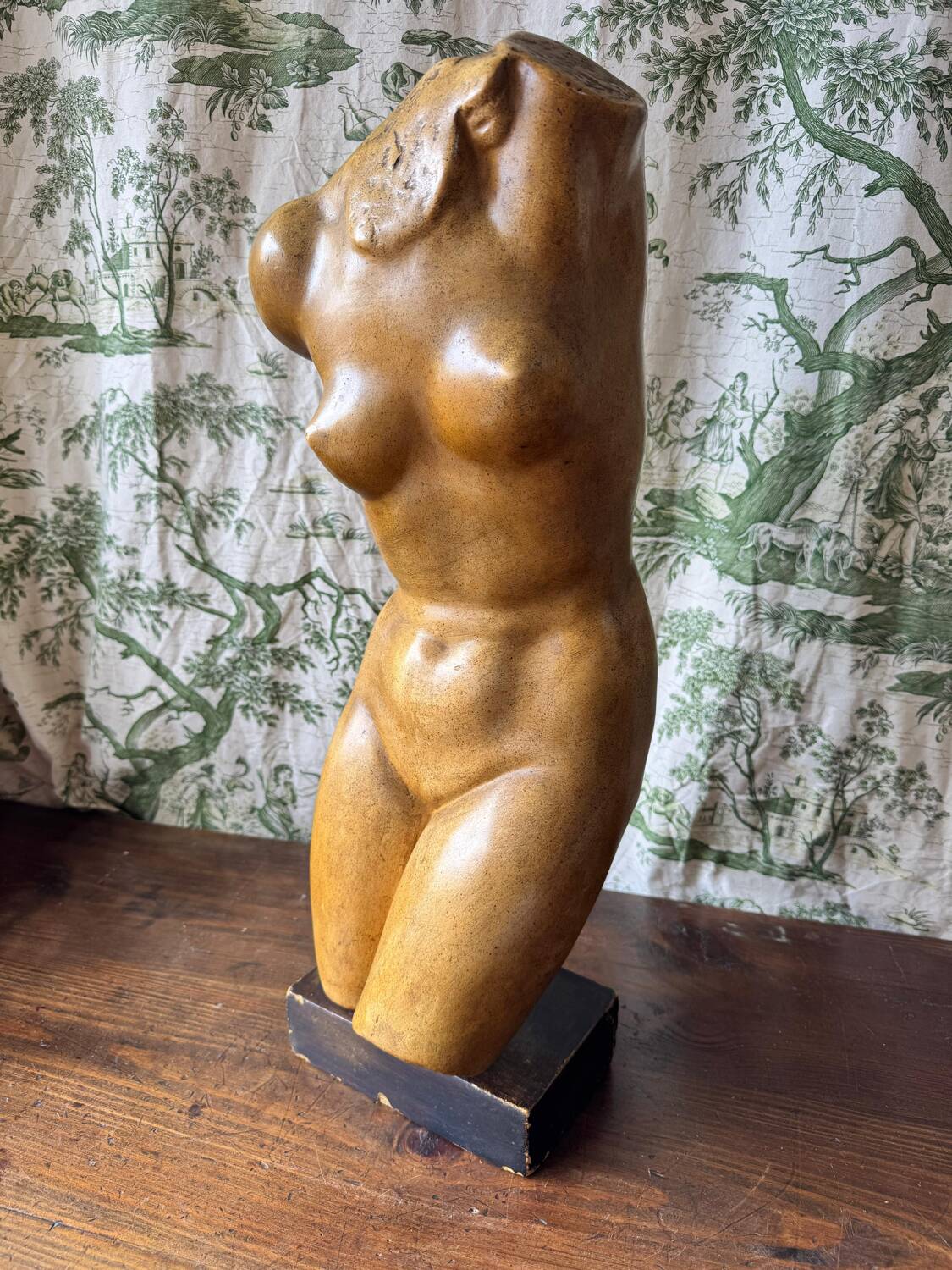 Sculpture de Vénus en plâtre vintage