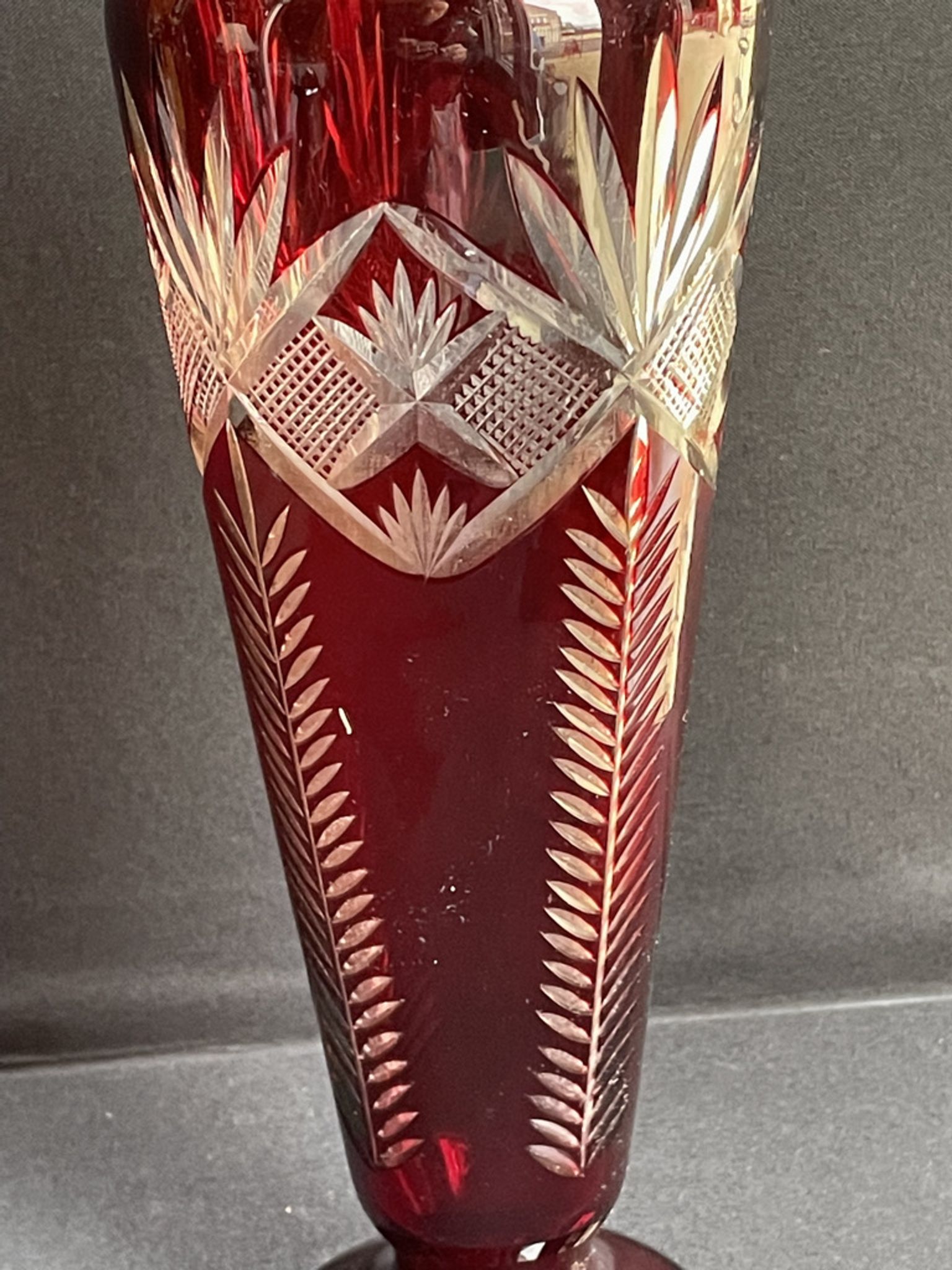 Vase balustre - cristal soufflé taillé