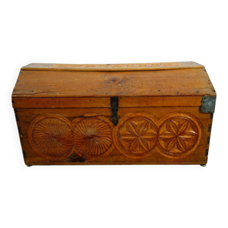 Old carved pine chest, Hautes Alpes folk art